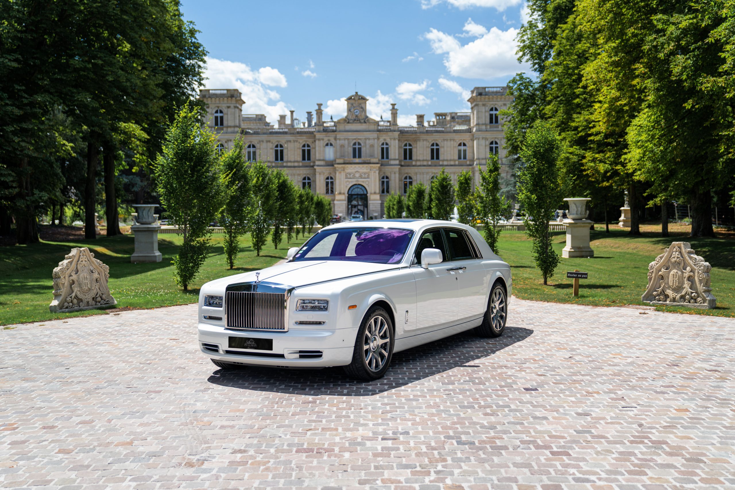Pullman Limousine